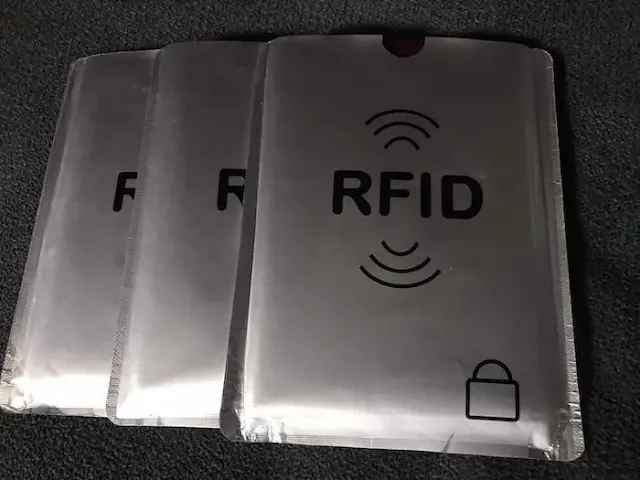 rfid blocking passport cover