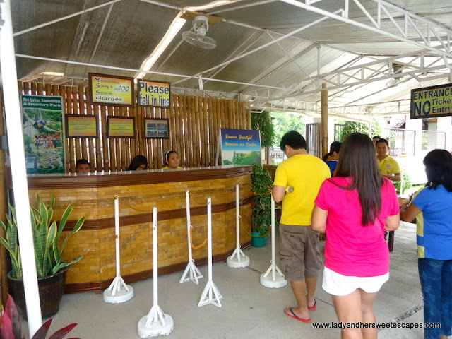 boarding counter at Loboc River Cruise Bohol