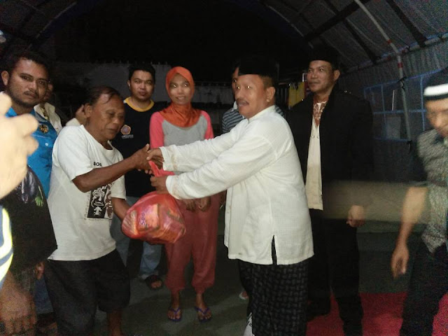 Terimakasih Orang Baik, Malam Ini Aktivis Kota Utara Peduli Menyerahkan Bantuan