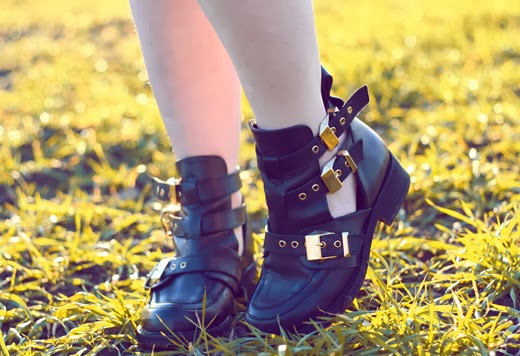 cut out boots, uk fashion, fashion blog, fashion styling