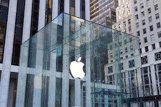 Chaque touriste de New York était probablement dans le Apple Store "The Cube"