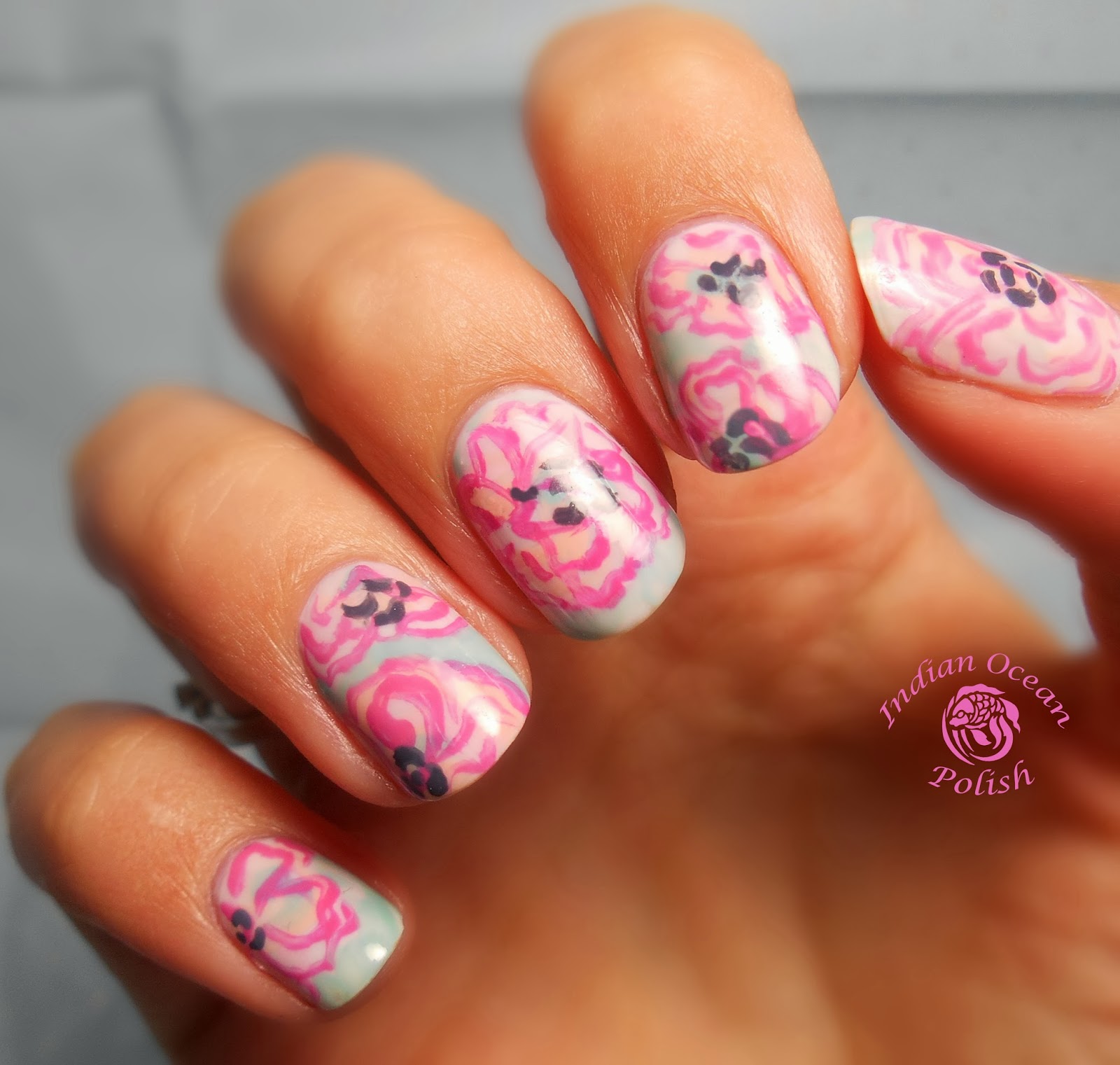  Floral Nails 