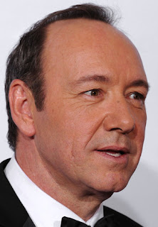 Man with Round face shape in semi-profile view. Kevin Spacey, American actor.