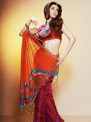 Top Indian Models 2011 with Sleeveless Saree Designs