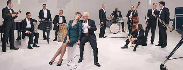 PINK MARTINI