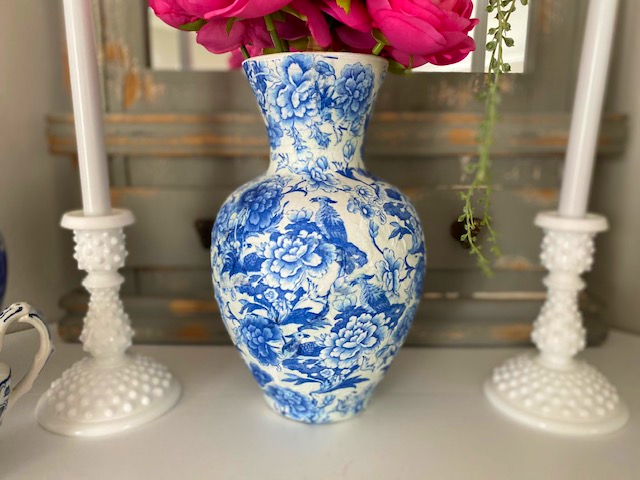 Caspari chinoiserie paper cocktail napkins decoupage vase