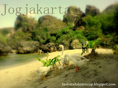 Pantai siung di Jogjakarta