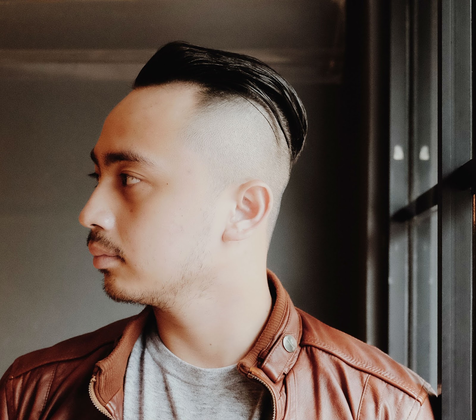 5 gaya rambut  pria  yang trend di 2019