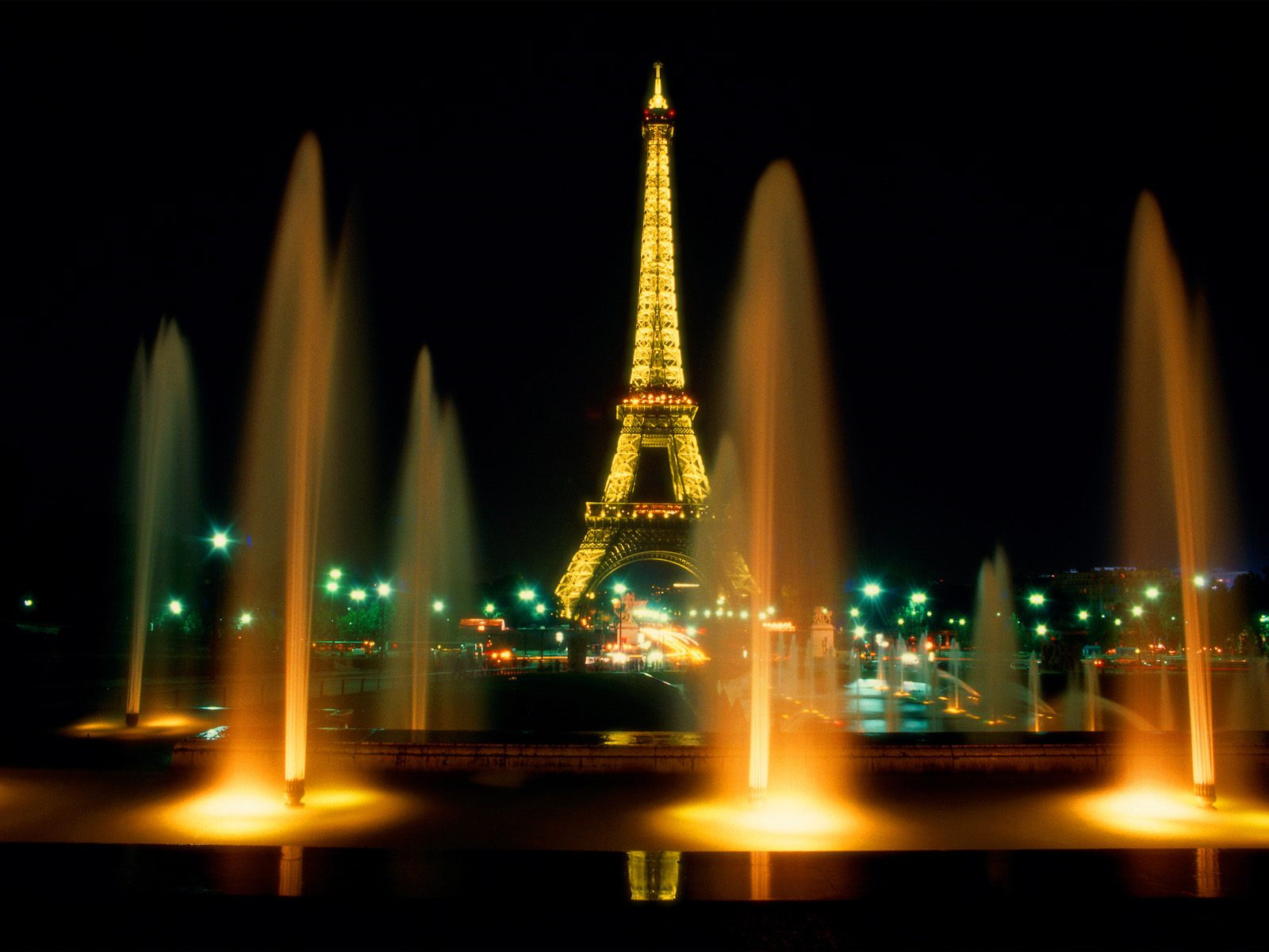 Paris Eiffel Tower Wallpaper