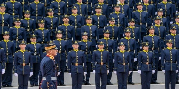 Εκτός από όπλα χρειαζόμαστε εθνική σχολή σκέψης για την Άμυνα