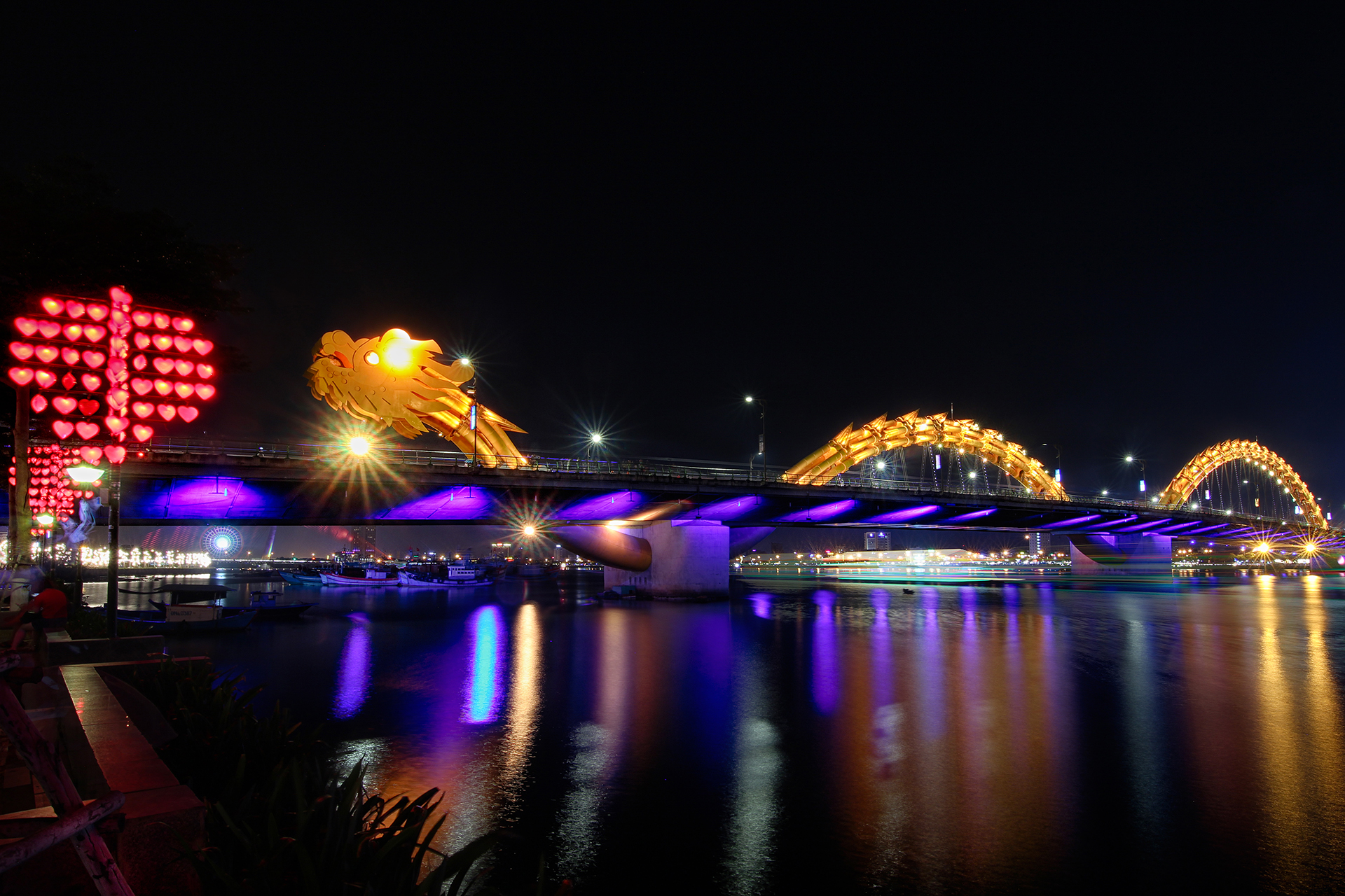 峴港 龍橋 夜景 Da Nang Dragon Bridge Night Scene