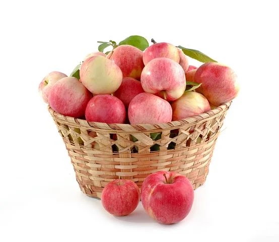 12 Curious Facts About Apples You May Not Know