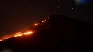 Video Amatir Kebakaran Gunung Sindoro 22 September 2015