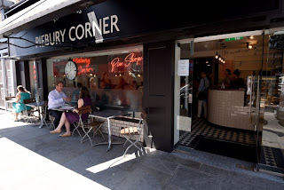 Piebury Corner Pie Shop Review