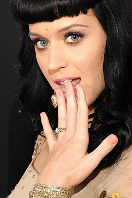 Katy-Perry-diamond-rings-1