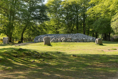 Clava Cairns - Jacks Self Drive