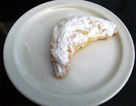 kifli traditional hungarian pastry powdered