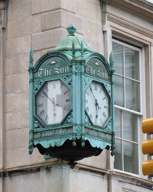 The Sun clock, The Sun Building, Broadway at Chambers Street, New York