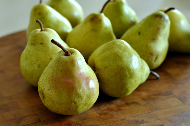 Bartlett-Pears-tasteasyougo.com