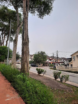 EVENING WALK SAMBIL SINGGAH KEDAI