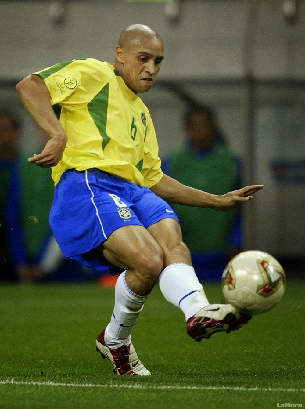Biografi Pemain Sepak Bola Dunia Roberto Carlos Da Silva Rocha