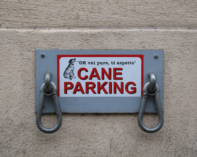 Sign outside a Police Station, Piazza del Collegio Romano, Rome