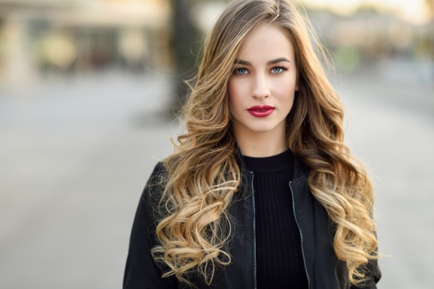 5 rizadoras ideales para el cabello largo que te ayudarán a peinarte más fácilmente