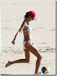 Alessandra-Ambrosio-White-Bikini-Pictures-At-Malibu-Beach-14