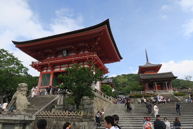 Kiyomizu-dera temple