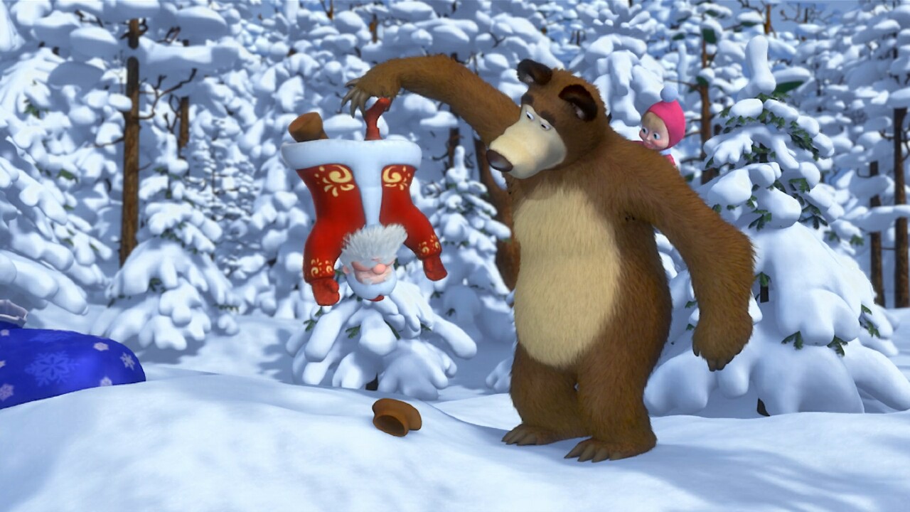Снег приходит маша и медведь. Маша и медведь раз два три ёлочка гори 2009.