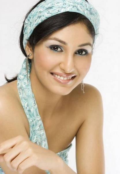 Pooja Chopra photoshoot stills gallery pictures