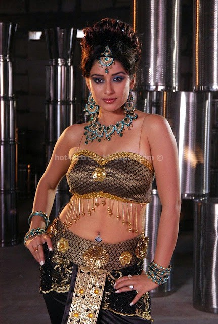 Actress Madhurima Hot Navel photos