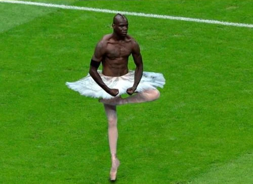 Photoshopped Mario Balotelli's goal celebration 2