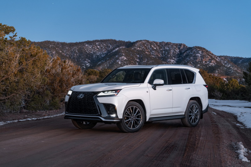 Lexus LX600 F-Sport