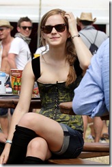 emma-watson-glastonbury-03