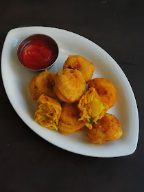 Aloo Bonda with Corn and vermicelli