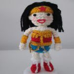 patron gratis wonder woman amigurumi | wonder woman amigurumi free pattern