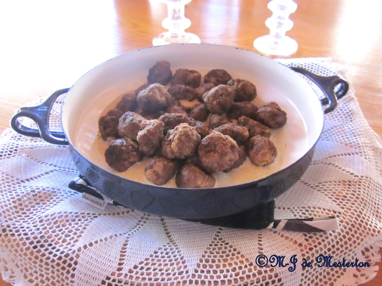 Economical Cooking Swedish Meatballs