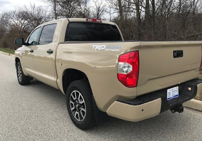 2017 Toyota Tundra 4x4 SR5 Crewmax Review