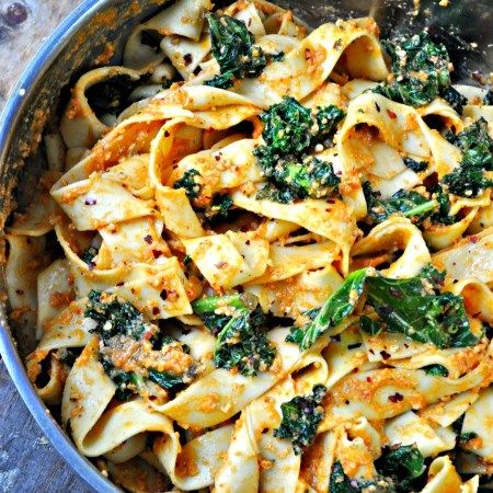 Sauteed spicy kale and quick romesco sauce tossed with pasta!