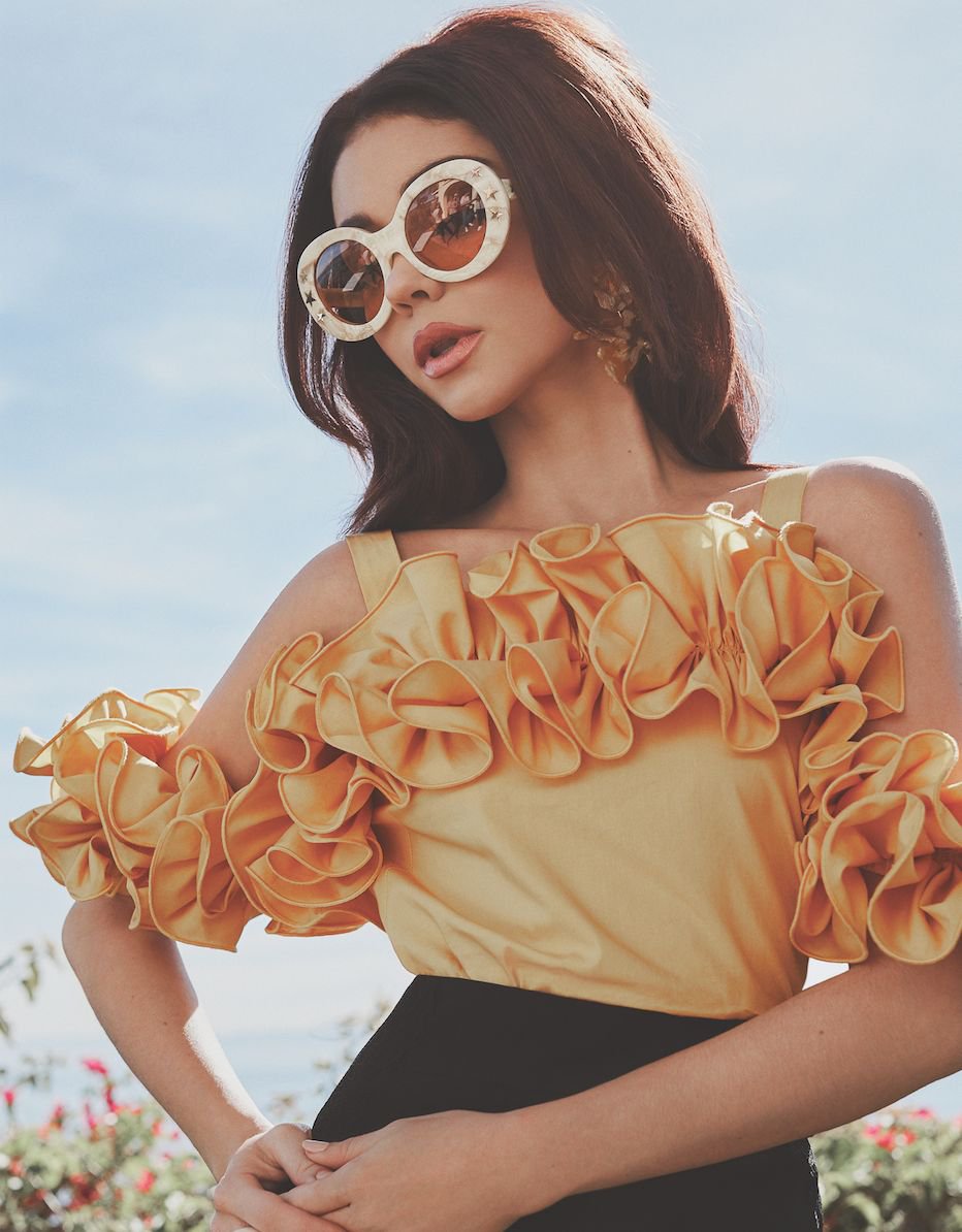 Sarah Hyland beautiful fashion model photo shoot
