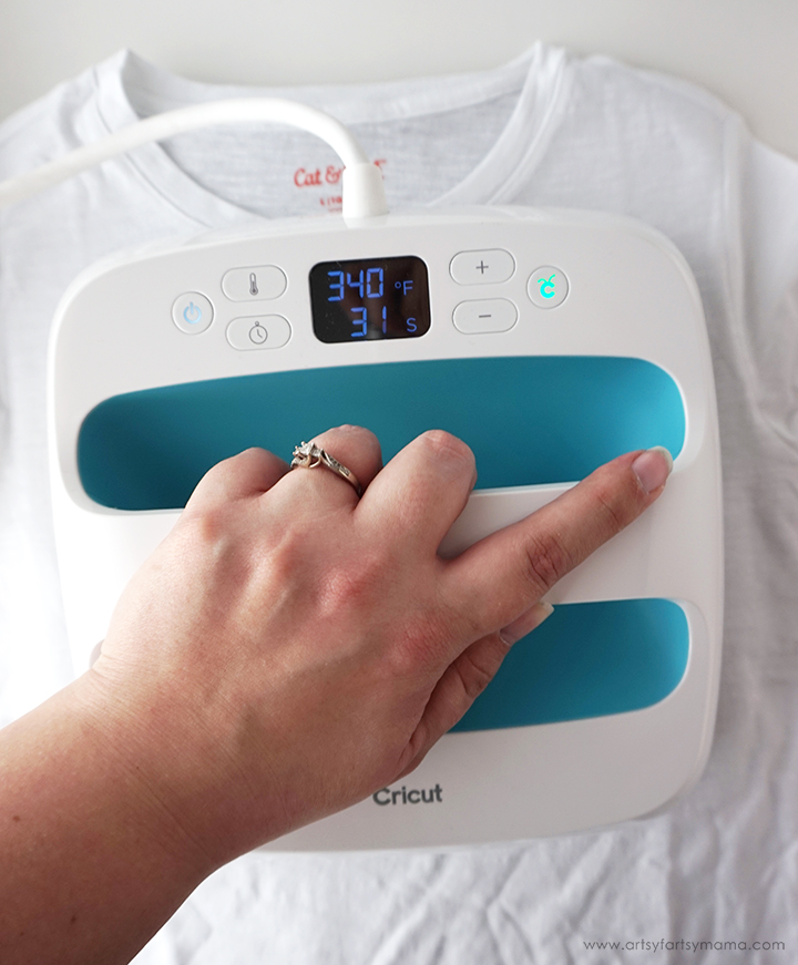 Let the world know you LOVE books with this DIY Book Nerd Shirt made with Cricut Patterned Iron-On!