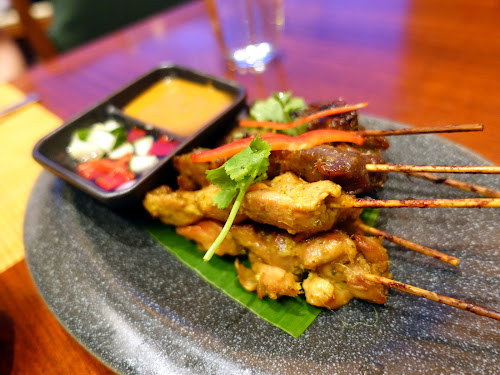 Mango Tree Elements Hong Kong - Mixed Satay with Chicken and Beef (雞、牛肉沙爹) ($128)