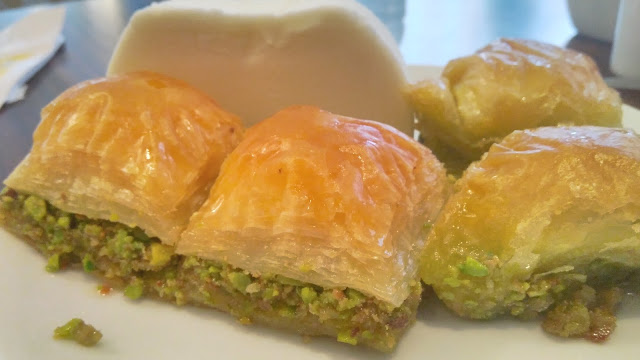 sec-baklavalari-sobiyet-baklava-fistik