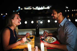 What Should a Couple Talk About on a Date
