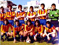 VALENCIA C. F. - Valencia, España - Temporada 1978-79 - Carrete, Cordero, Bonhof, Cerveró, Botuol y Manzanedo; Arias, Miguel, Diarte, Kempes y Saura - RECREATIVO DE HUELVA 4, Villazán, Eulate, Botubot, p.p., y Benito, VALENCIA C. F. 3, Kempes 2 y Bonhof - 11/03/1979 - Liga de 1ª División, jornada 23 - Huelva, estadio Colombino