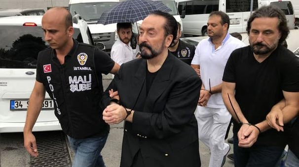 akademi dergisi, adnan oktar, içimizdeki israil, sabetayistler, masonlar, kripto Yahudiler, habertürk, gizlenen gerçekler, 