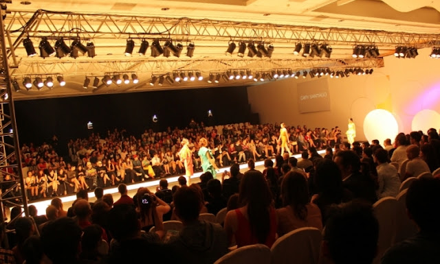 justjovitz_CARY SANTIAGO PHILIPPINE FASHION WEEK SS 2013  