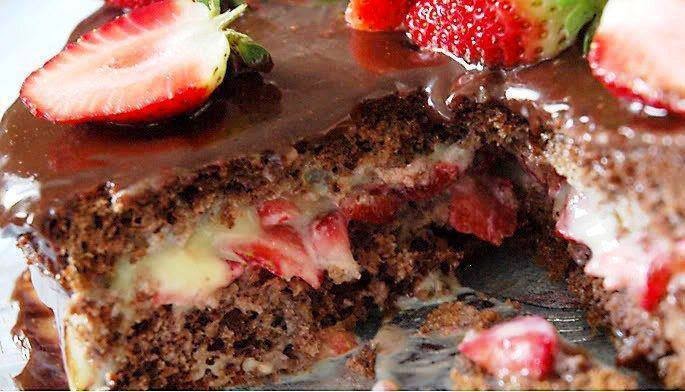 17 melhores ideias sobre Bolos De Chocolate E Morango no Pinterest 