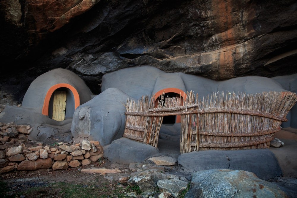 kome-cave-houses-4